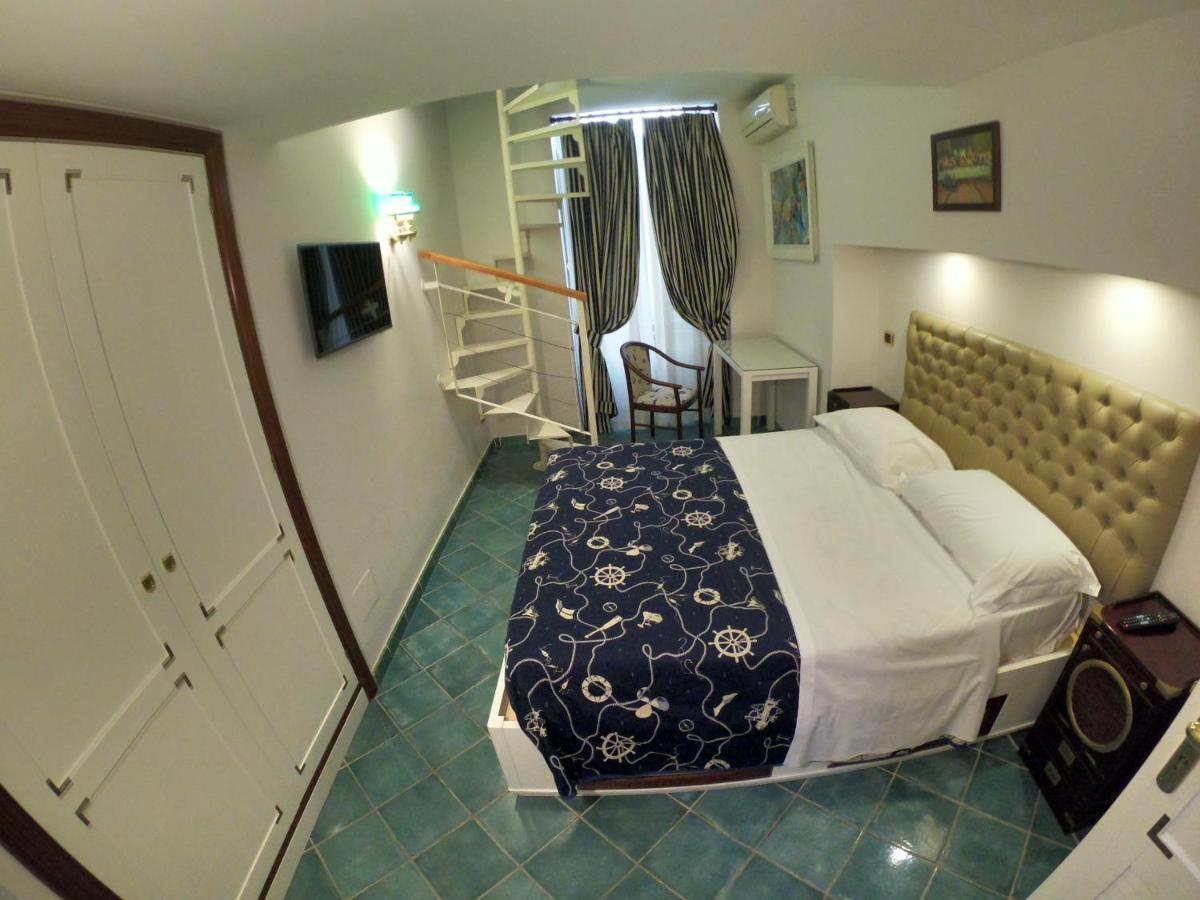 Hotel Ausonia Napoli Exterior foto